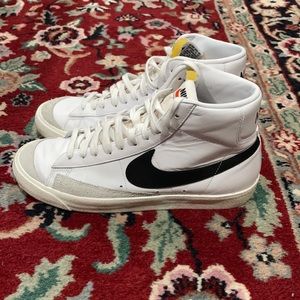 Nike Blazer ‘77